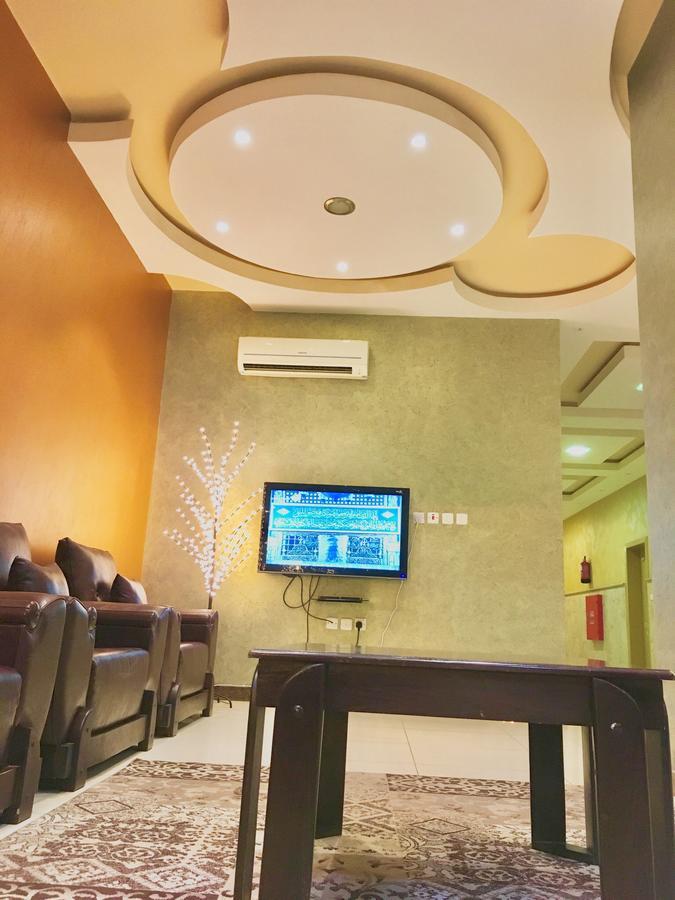 Aparthotel Najmat Sabbabah Furnished Units Ha'il Esterno foto